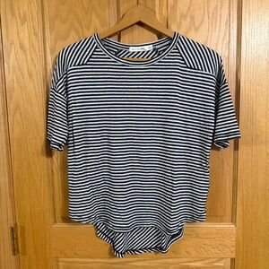 Rag and bone navy and white striped elbow sleeve t shirt with high low hem